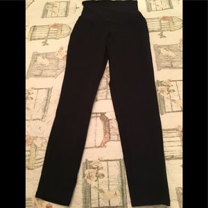 A Pea in a Pod Maternity Pants.